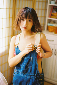女集中营完整版